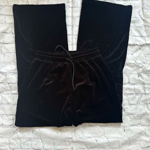 SHEIN Black Velvet Style Lounge Pants - Picture 3 of 5